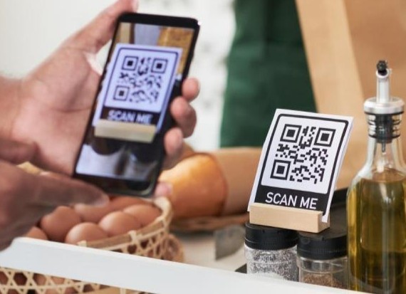 Paying Merchants via QR Code Paying Merchants via QR Code